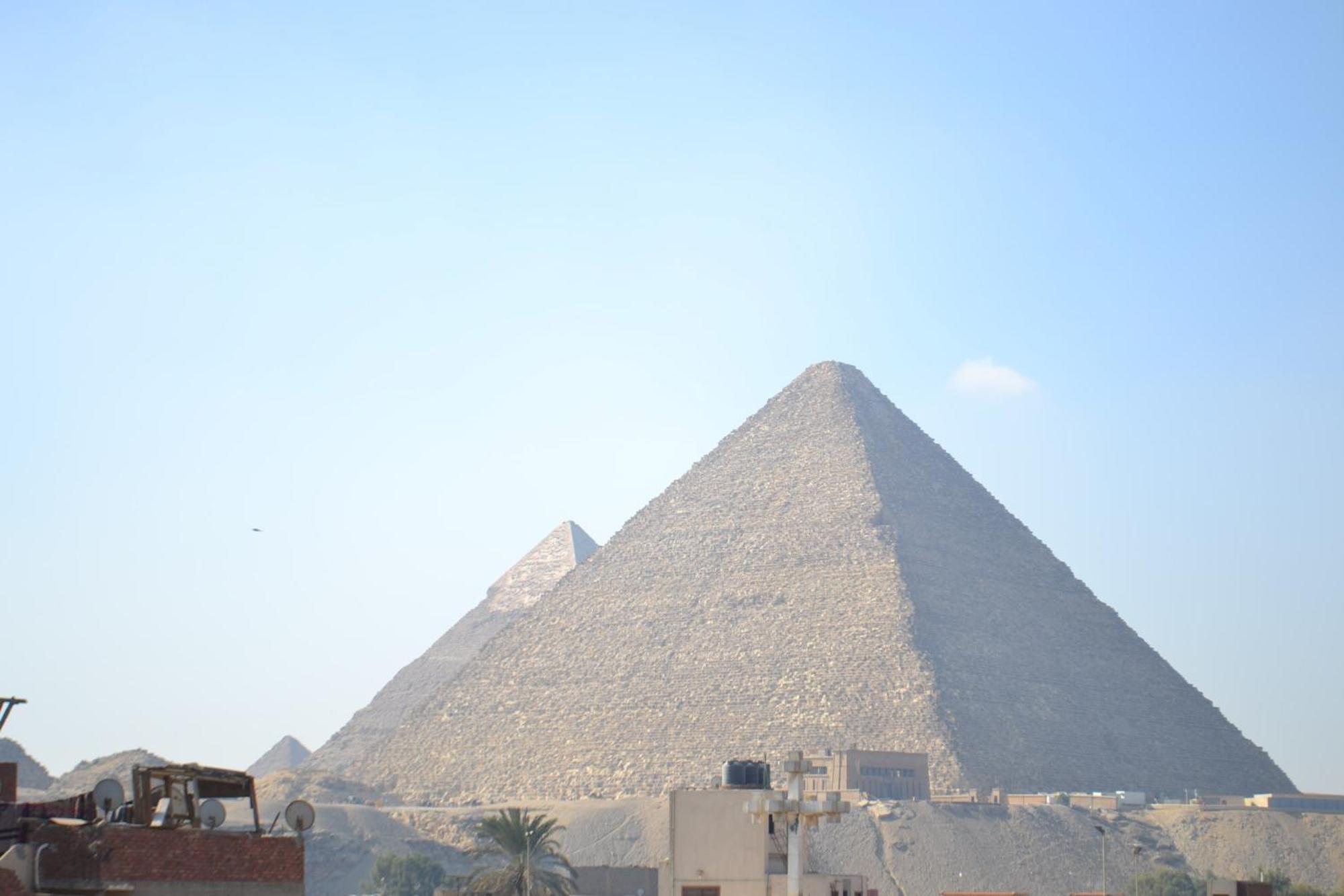 Sami Holiday Inn - Pyramids View Rooftop Al Kawm al Akhdar Buitenkant foto