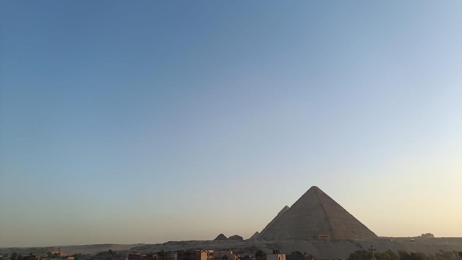 Sami Holiday Inn - Pyramids View Rooftop Al Kawm al Akhdar Buitenkant foto