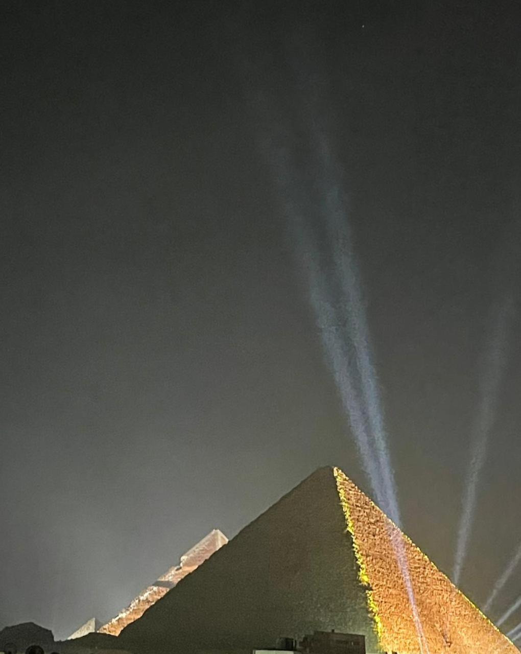 Sami Holiday Inn - Pyramids View Rooftop Al Kawm al Akhdar Buitenkant foto
